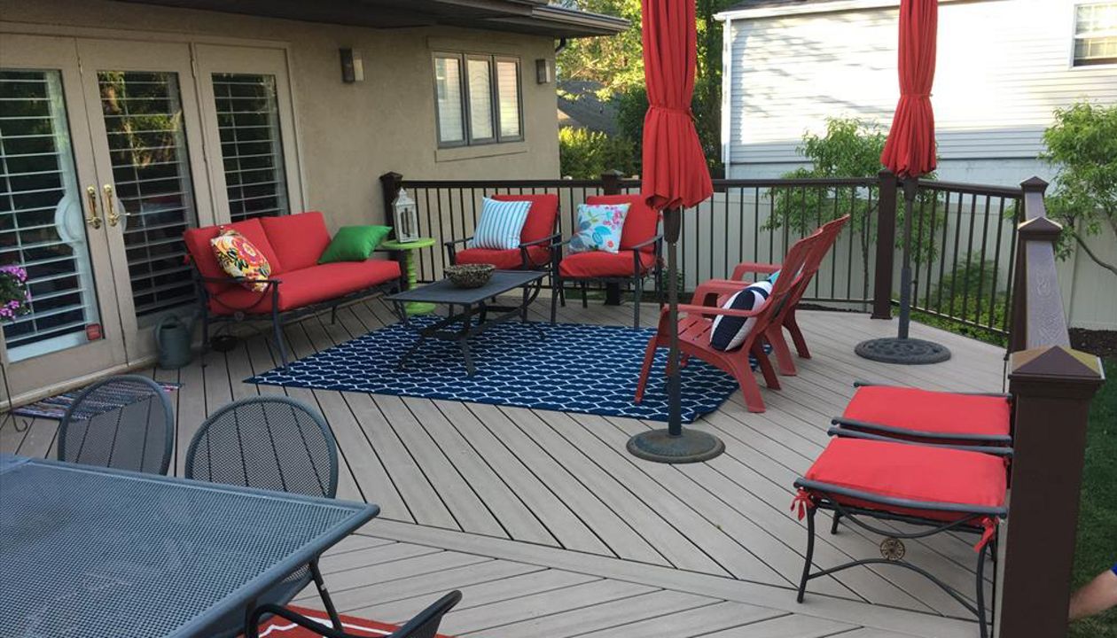 rope swing decking with a chevron