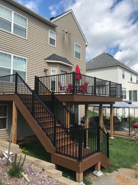 Trex Transcend Composite Decking with Black Signature Aluminum Railing in St Michael, MN