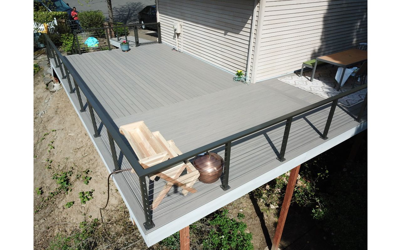 Trex Transcend Lineage Biscayne deck in Lake Oswego, OR