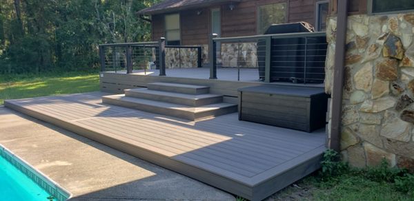 Trex Enhance Rocky Harbor with custom stainless cable railing