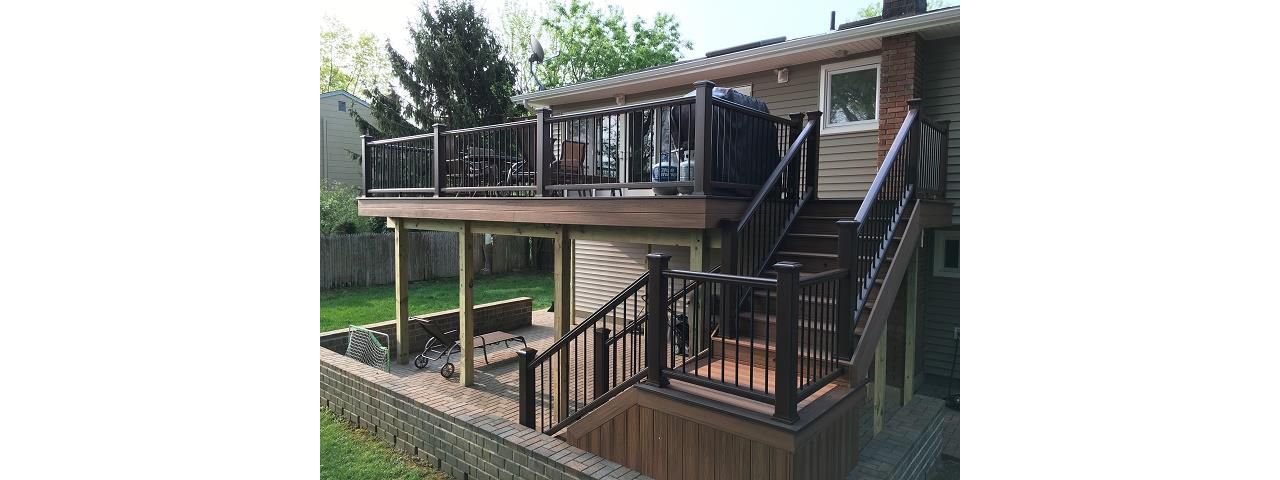 Dix Hills 2nd floor deck with platform