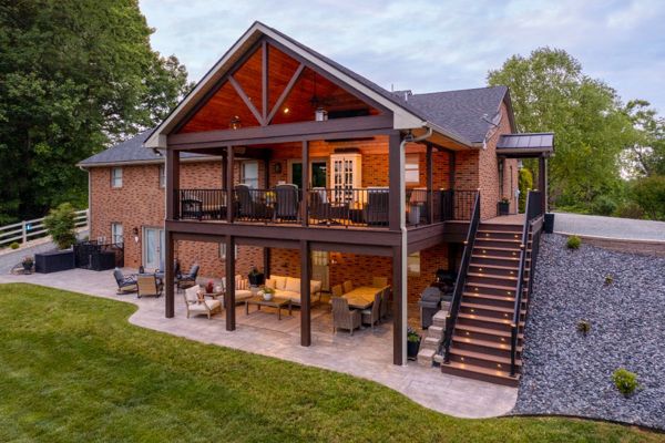 Trex Tiki Torch and Lava Rock (Hardy)