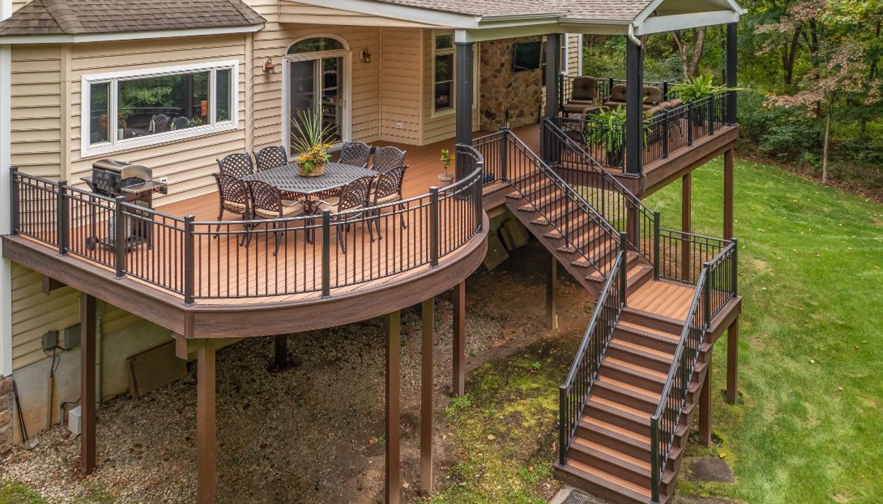 Trex Deck with a curve and covered area in Port Murray, NJ