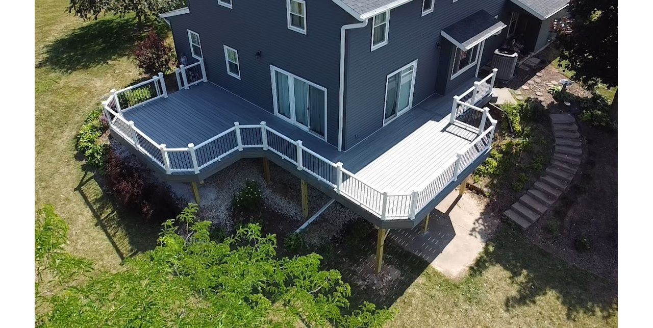Island Mist Decking - Transcend White Railing