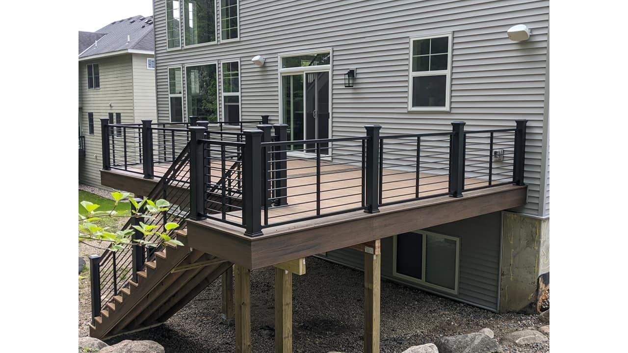 Trex deck with Trex Rod Rail in Eden Prairie