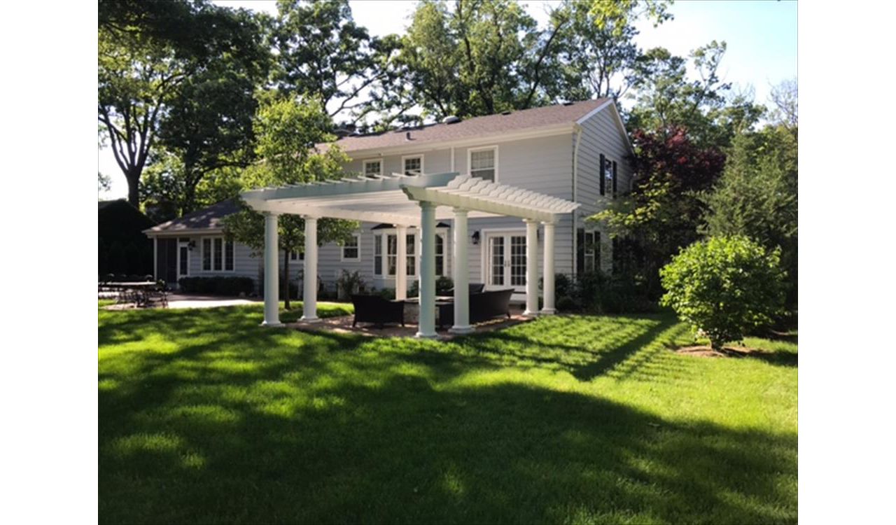 Trex Pergola Classic White