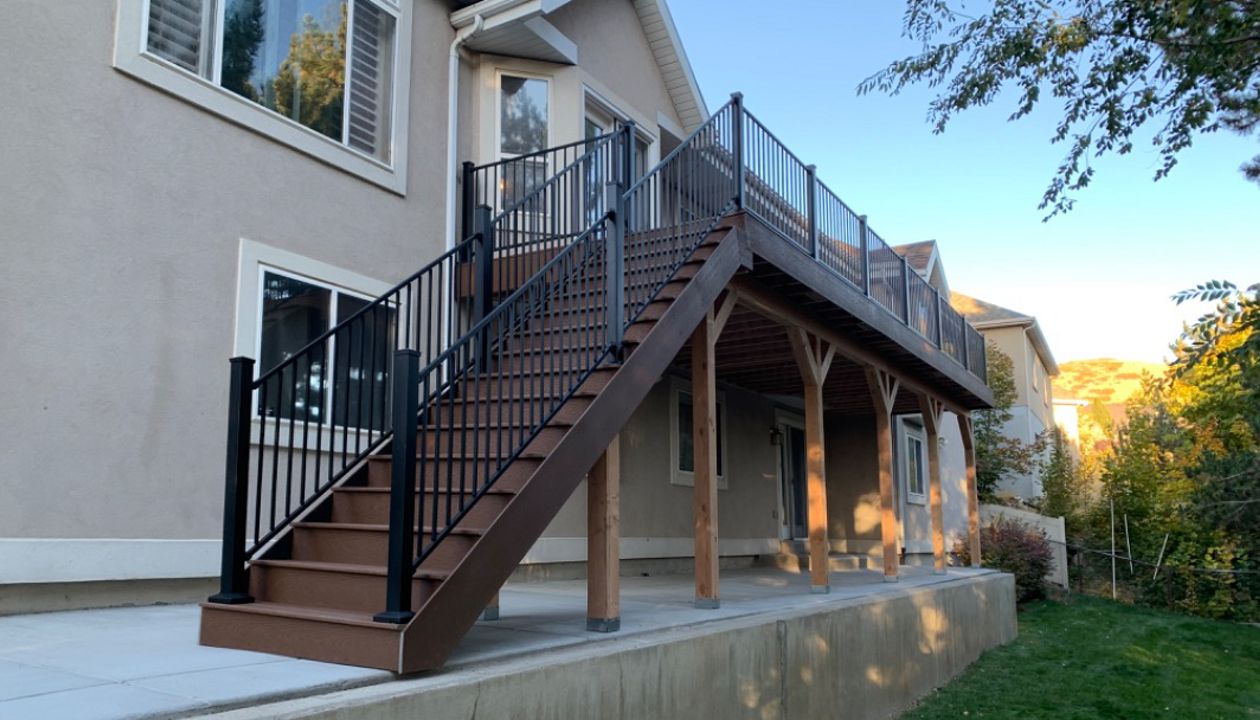 Trex Select Deck in Saddle Brown in Utah County, Ut