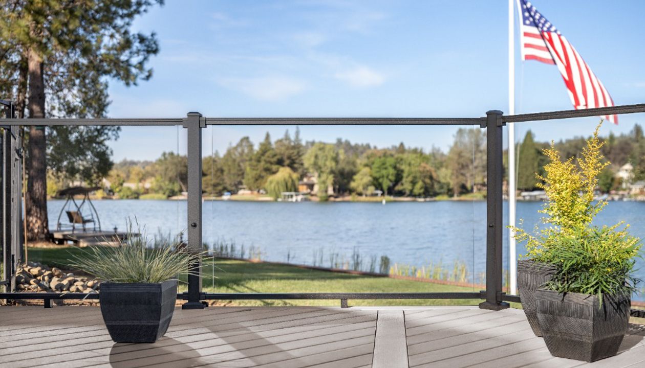 Biscayne, Signature Glass Rail