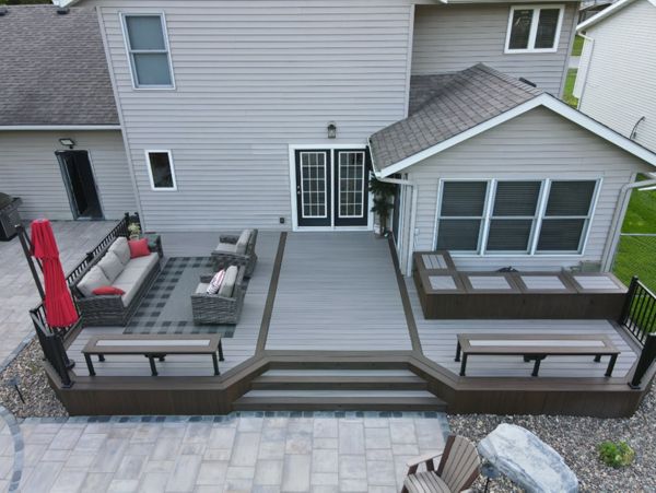 Trex Enhanced Rocky Harbor with Spiced Rum border and fascia with custom benches