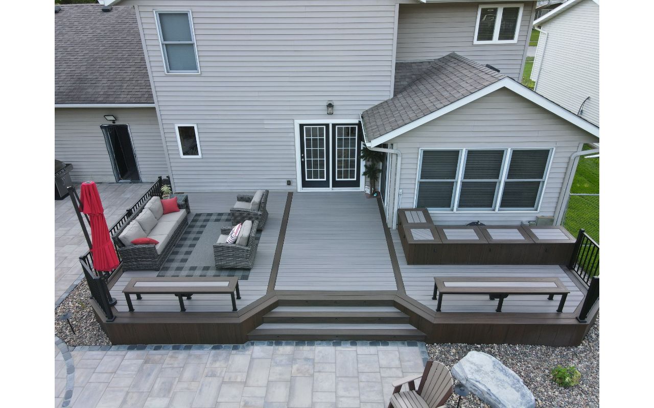 Trex Enhanced Rocky Harbor with Spiced Rum border and fascia with custom benches