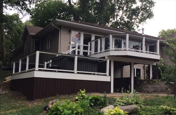 White Transcend Classic White Railing