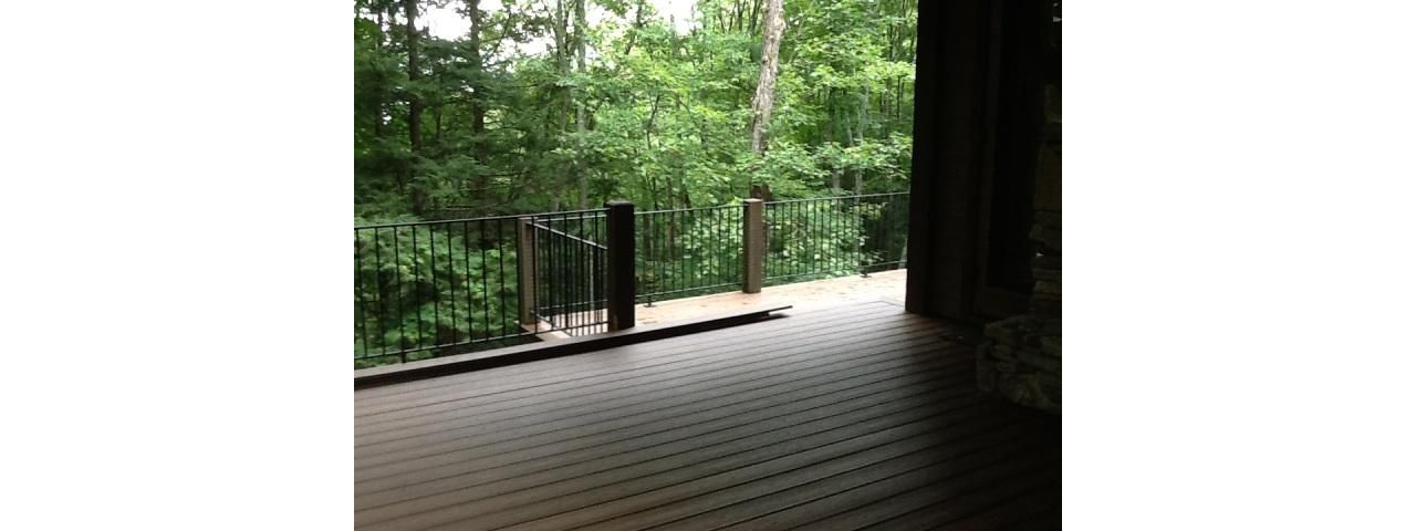 Trex Transcend Spiced Rum deck in Sylva, NC.