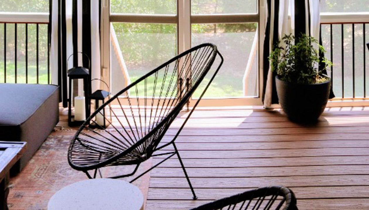 Exposed Beam, Trex Decking Outdoor Living Space