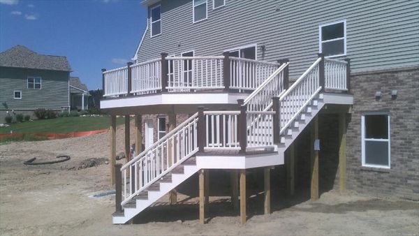 Transcends Tropical Decking With Crown Top Railing