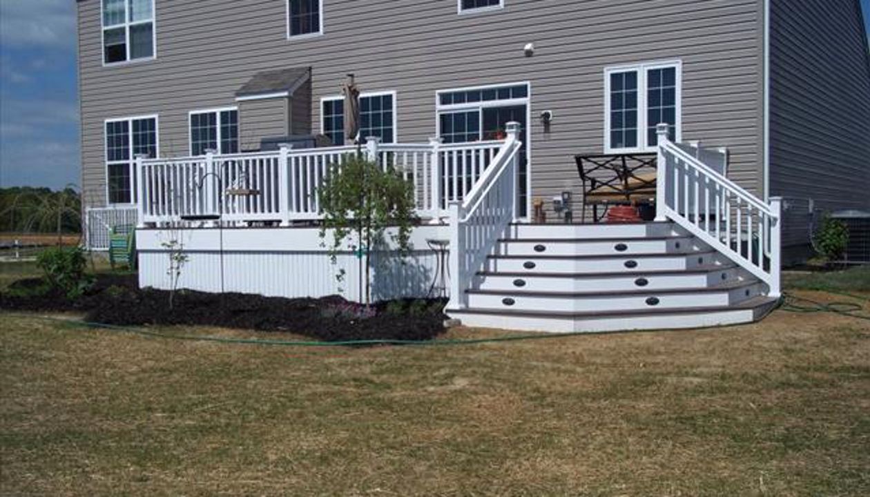 Trex Transcend decking, New Castle, DE