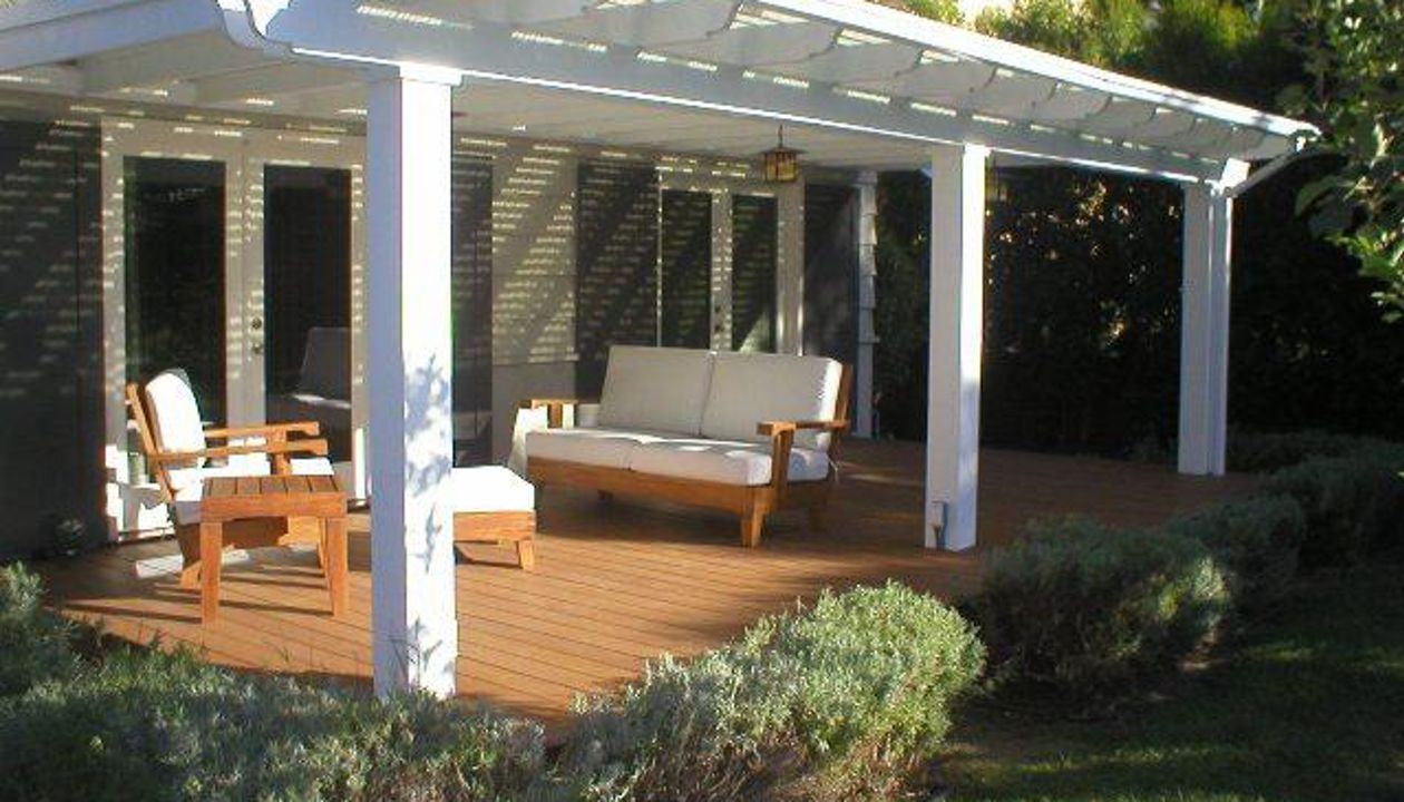 Trex composite deck and pergola, California