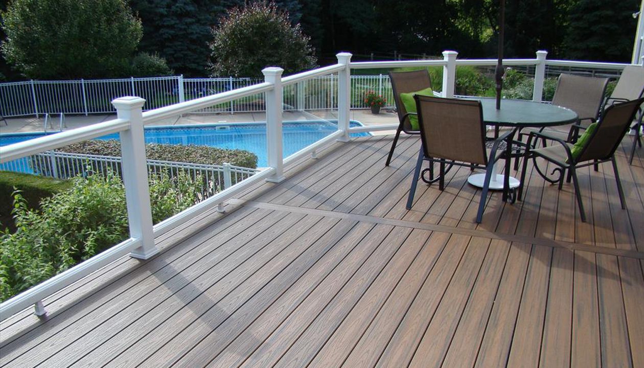Trex deck with Glass Rail, in Lake Orion