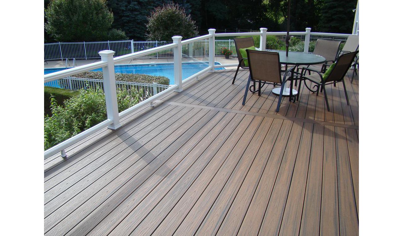 Trex deck with Glass Rail, in Lake Orion