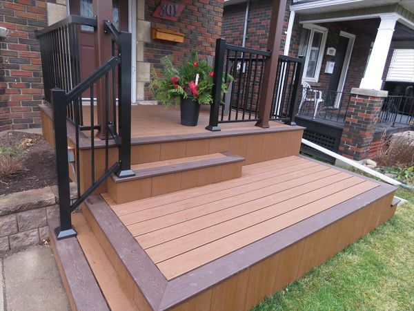 This unique facelift made the front entrance to this home very inviting. A perfect place for the home owner to sit and have her morning coffee while watching the world go by. Tree house and Vintage Lantern were the colours we used in this area.