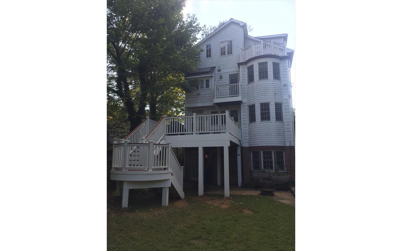 Transcend classic White Railing