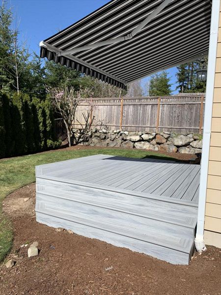 Trex enhance foggy wharf decking /picture frame