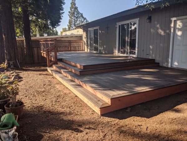 Transcend "Spiced Rum" with stairs