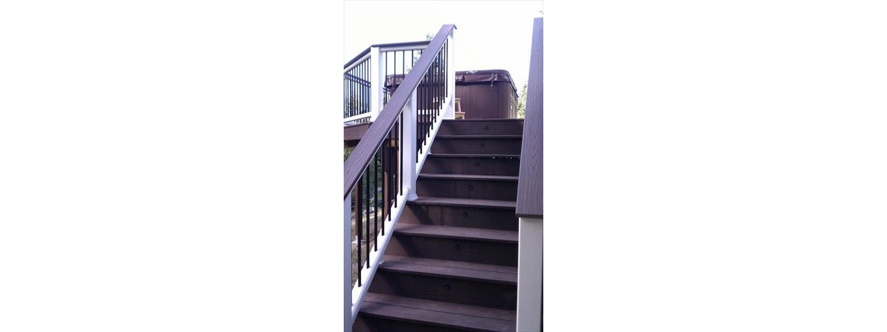 Spiced Rum Transcend with White Transcend railing