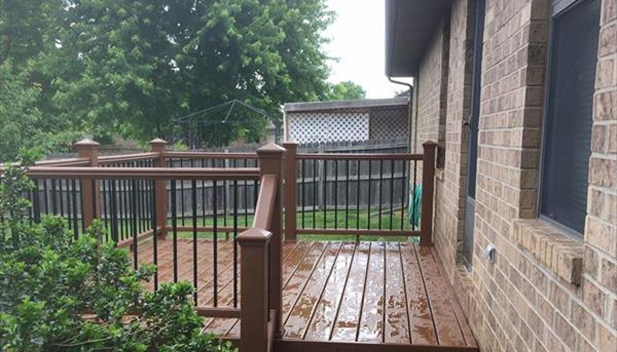 Trex Transcend Tree House Decking & Railing in Springfield, MO