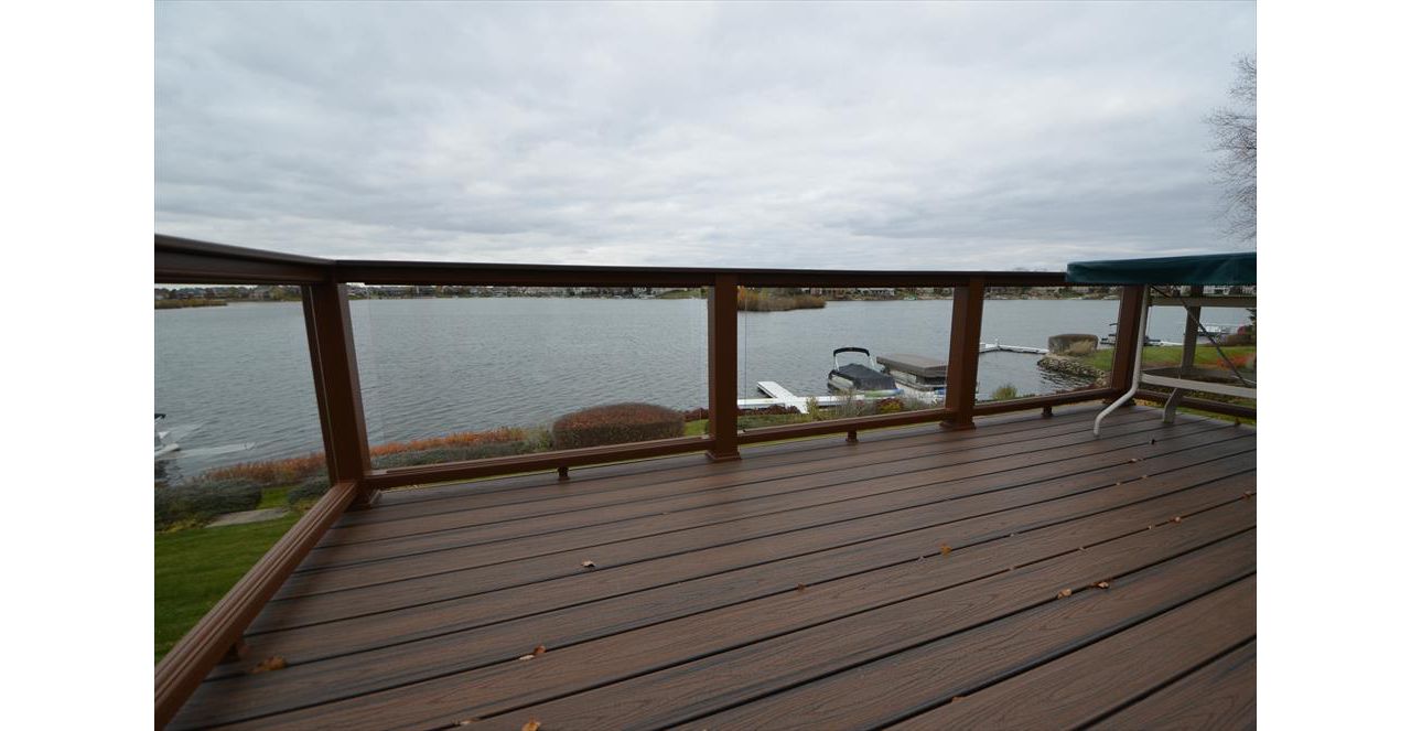Trex Transcend Spiced Rum Decking with Tree House Glass Cocktail Railing - Plainfield, IL