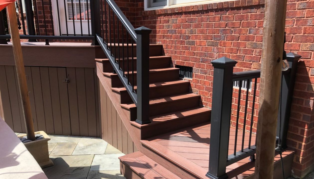 Trex Sunset Cove and Black Transcend railing