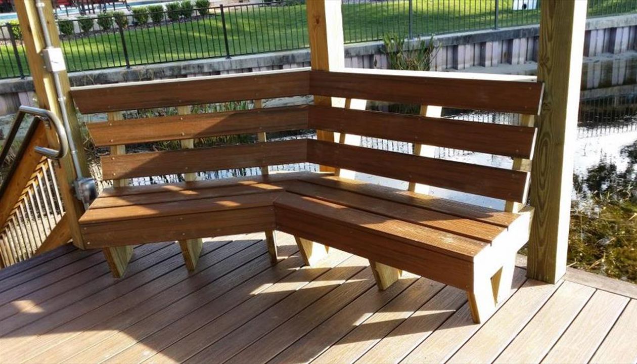 Trex Transcend Havana Gold Dock and Bench