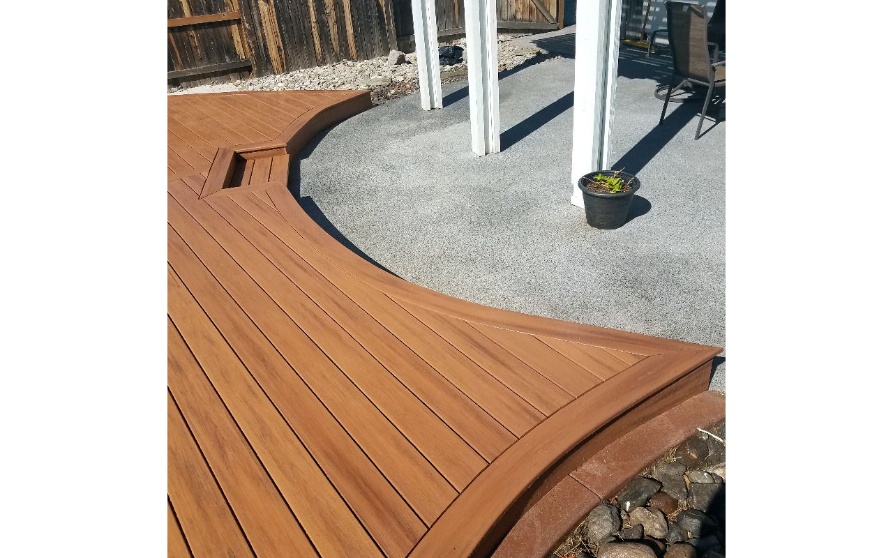 Curved Trex pool deck detail in Reno, Nev.