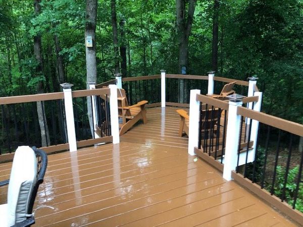 This drop down octagonal deck offers a great visual and extended living space with a view!