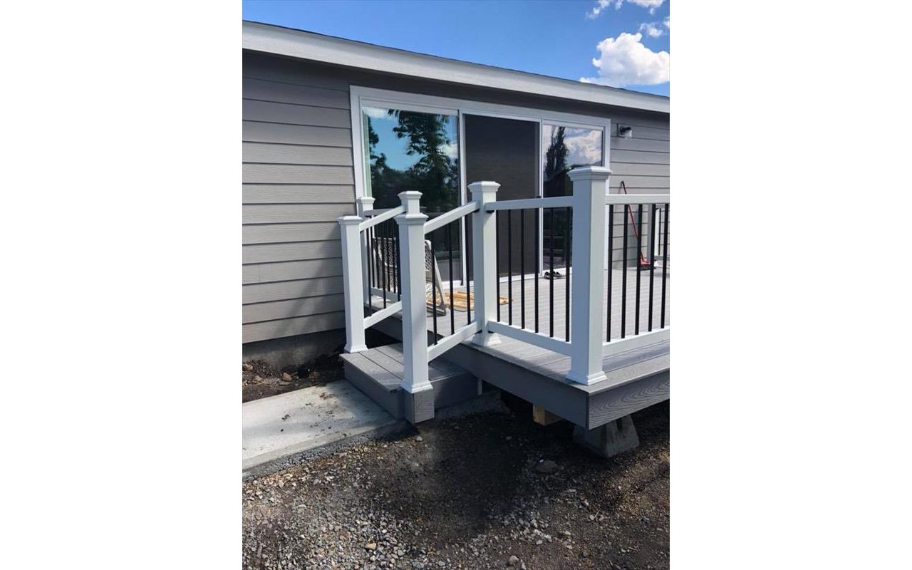 La Grande, OR Trex Select Rail and Decking.