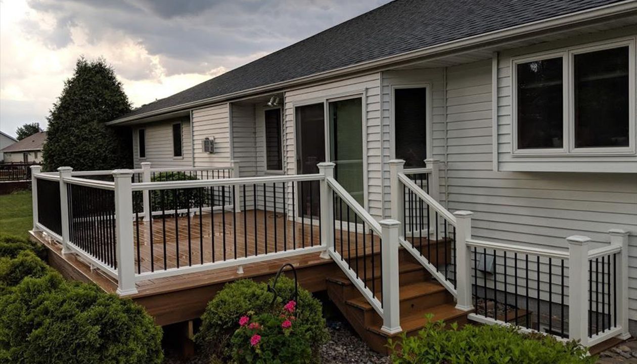 Trex Transcend Classic White Railing