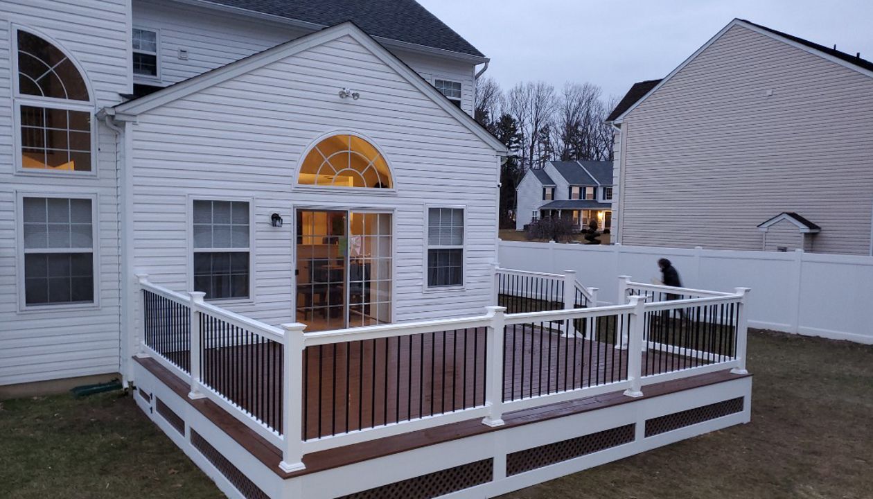 High Pointe Ridge Saddle Enhance