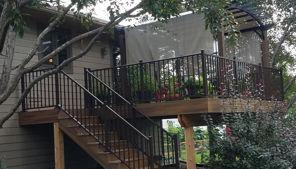 Havana Gold Transcend decking