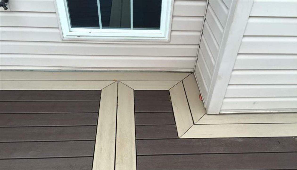 ATTENTION TO DETAILS PICTURE FRAMING ROPE SWING