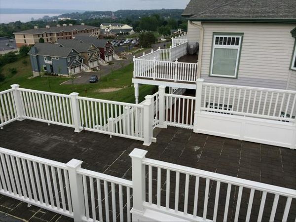 Transcend white composite railing
