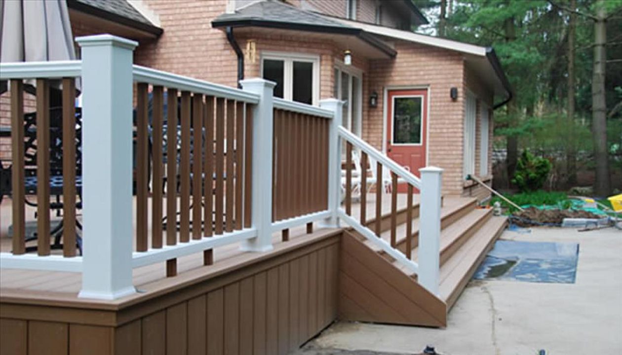 Trex Custom Composite Deck Builder Hornby, Ontario