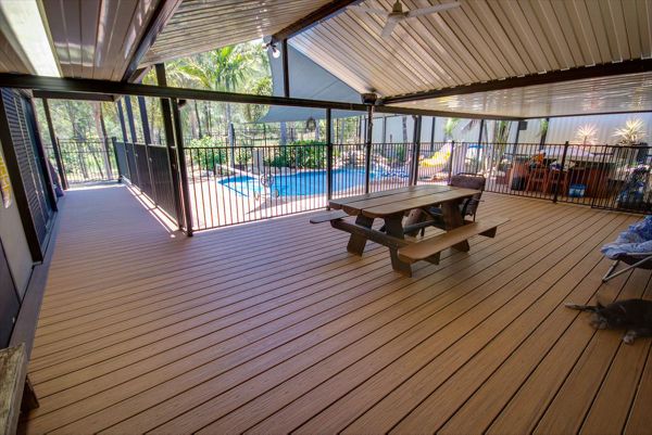 Forest Lake pool deck and alfresco area