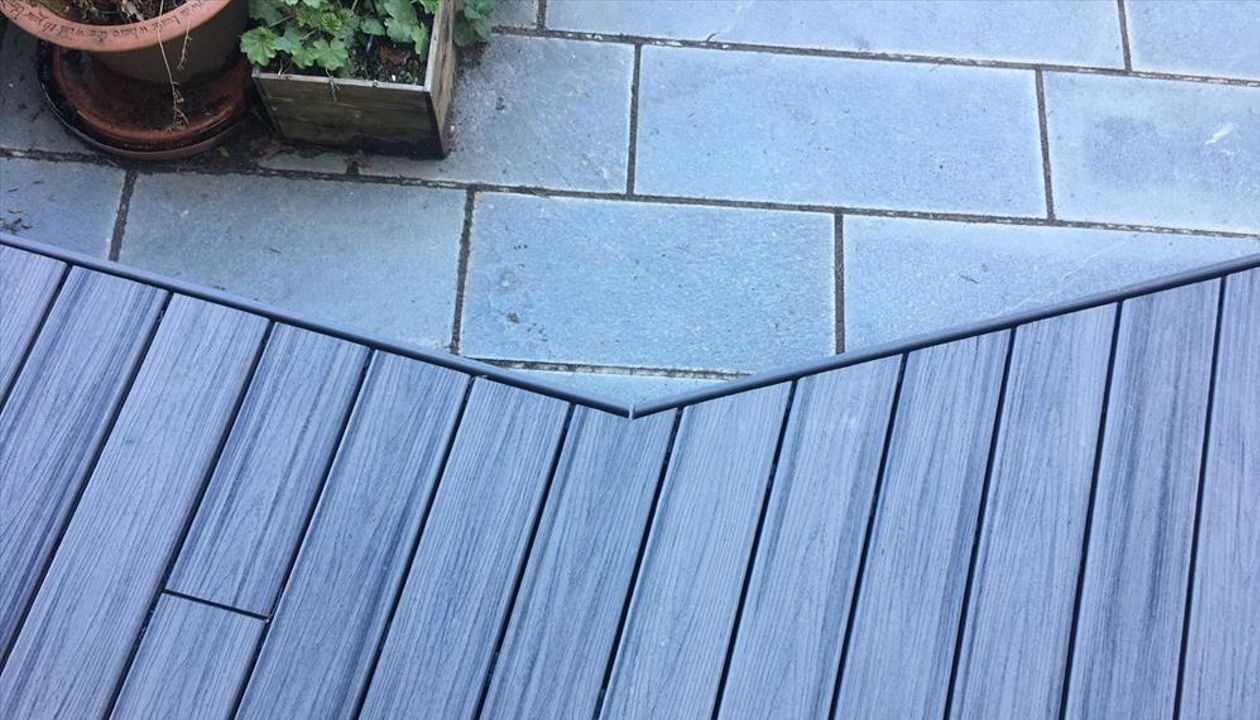 Huf Haus Project Kent Island Mist