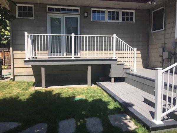 Tri-Level in Pebble Grey w/ Winchester Grey Border