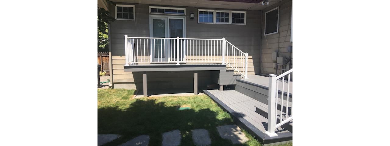 Tri-Level in Pebble Grey w/ Winchester Grey Border