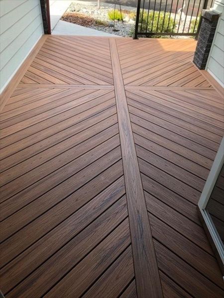 Camas, WA Trex Trancend Tiki Torch Deck