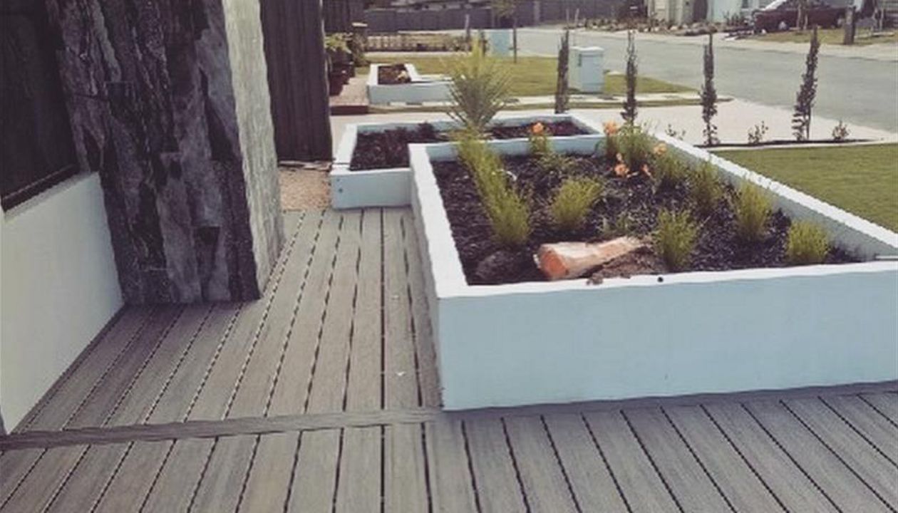 Island Mist Decking out the front