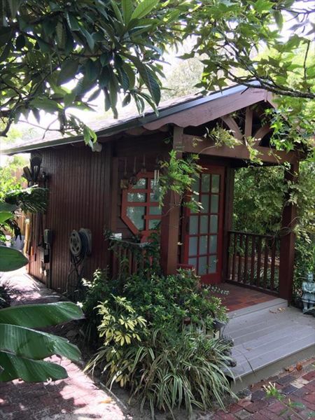 Entrance for gardening shed (also shed).