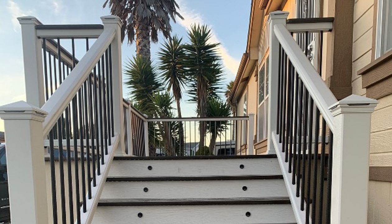 Bottom of stairs view