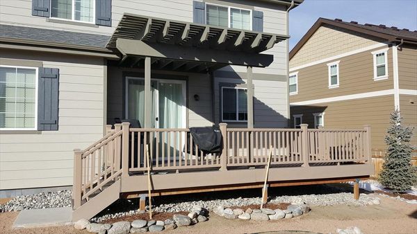 Trex Transcend Rope Swing Railing