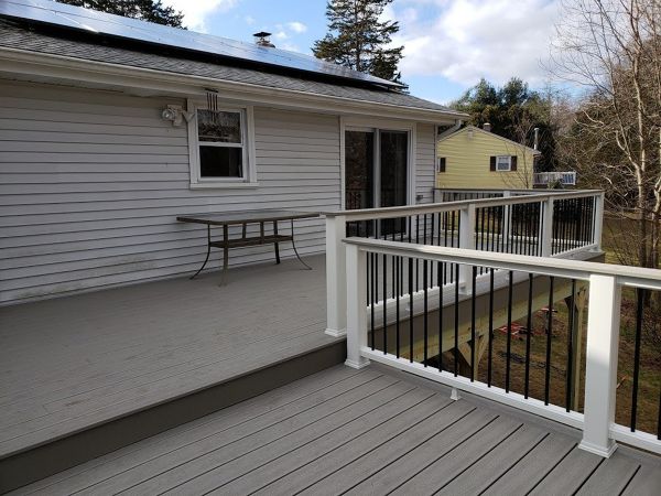 Oakdale, CT Deck